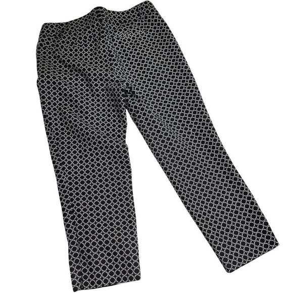 4/$25 Hilary Radley Cropped Pants - Picture 2 of 6